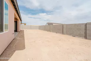 10346 W Bradshaw Dr, Arizona City, AZ 85123 - Photo 30