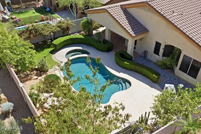 22327 N 76th Place, Scottsdale, AZ 85255 - Photo 2