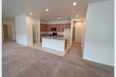 10826 W Polk Street, Avondale, AZ 85323 - Photo 8