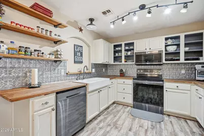 6612 E Fox Hollow Lane, San Tan Valley, AZ 85140 - Photo 4