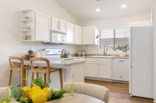 8118 N 10th Pl, Phoenix, AZ 85020 - Photo 6