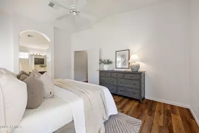 8118 N 10th Place, Phoenix, AZ 85020 - Photo 10