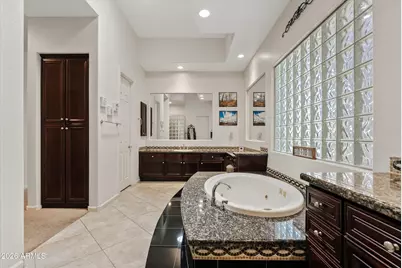 6422 S Crestview Court, Gilbert, AZ 85298 - Photo 28