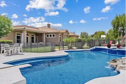 6422 S Crestview Court, Gilbert, AZ 85298 - Photo 4