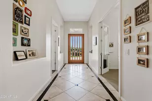 6422 S Crestview Ct, Gilbert, AZ 85298 - Photo 8