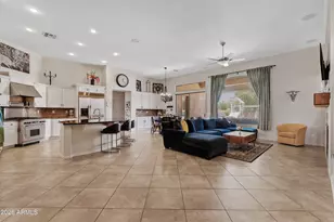 6422 S Crestview Ct, Gilbert, AZ 85298 - Photo 14