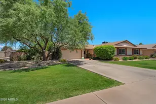 3344 E Beryl Ln, Phoenix, AZ 85028 - Photo 1