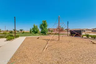 10614 E Lincoln Ave, Mesa, AZ 85212 - Photo 102