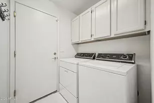 963 E Chilton Dr, Tempe, AZ 85283 - Photo 40