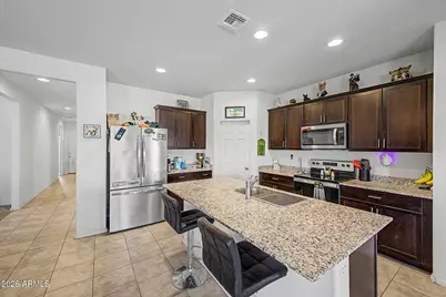 11214 W Chipman Road, Tolleson, AZ 85353 - Photo 2