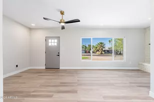 515 W Hazelwood St, Phoenix, AZ 85013 - Photo 8