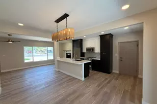 515 W Hazelwood St, Phoenix, AZ 85013 - Photo 16
