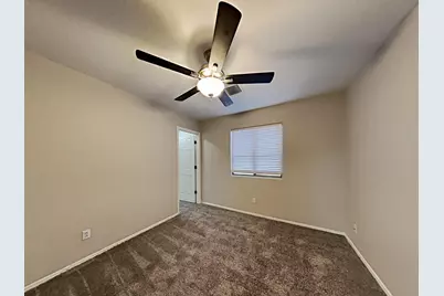 7218 S 37th Drive, Phoenix, AZ 85041 - Photo 8
