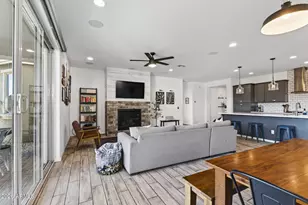 9735 E Torino Ave, Mesa, AZ 85212 - Photo 12