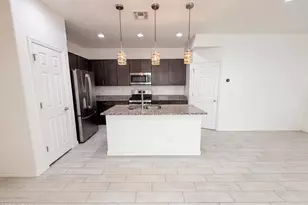 5728 W Raymond St, Phoenix, AZ 85043 - Photo 2