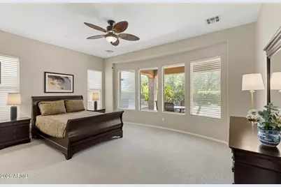 13047 W Plum Road, Peoria, AZ 85383 - Photo 2