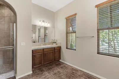 13047 W Plum Road, Peoria, AZ 85383 - Photo 10