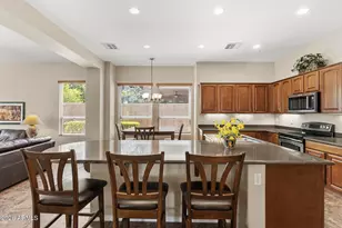 13047 W Plum Rd, Peoria, AZ 85383 - Photo 2