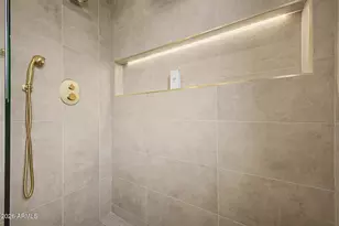 8008 E Whitton Ave, Scottsdale, AZ 85251 - Photo 22