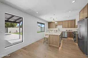 8008 E Whitton Ave, Scottsdale, AZ 85251 - Photo 8