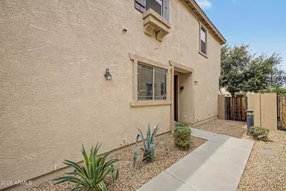 1438 N 80th Lane, Phoenix, AZ 85043 - Photo 2