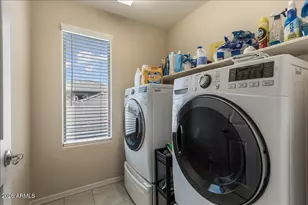 2436 E Saint Catherine Ave, Phoenix, AZ 85042 - Photo 18