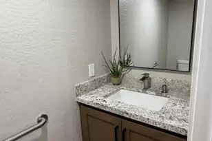 20445 North 21st St, Phoenix, AZ 85024 - Photo 32