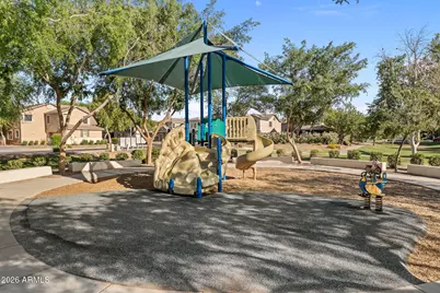2214 E Fraktur Road, Phoenix, AZ 85040 - Photo 40