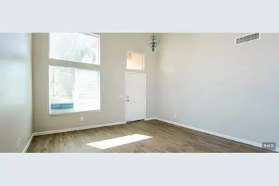 8614 W Echo Lane, Peoria, AZ 85345 - Photo 4