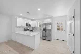 3253 W Port Au Prince Ln, Phoenix, AZ 85053 - Photo 1