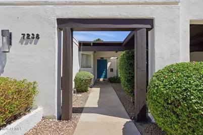 7238 E Joshua Tree Lane, Scottsdale, AZ 85250 - Photo 4