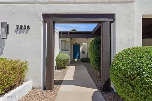 7238 E Joshua Tree Ln, Scottsdale, AZ 85250 - Photo 4