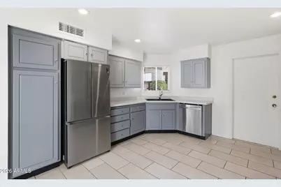 7238 E Joshua Tree Lane, Scottsdale, AZ 85250 - Photo 14