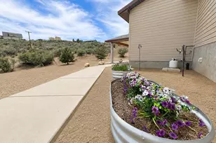 18168 S Spoon Rd, Peeples Valley, AZ 86332 - Photo 10