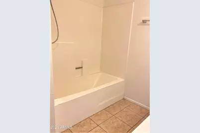 9225 N 47th Drive, Glendale, AZ 85302 - Photo 10