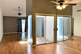 9225 N 47th Dr, Glendale, AZ 85302 - Photo 4