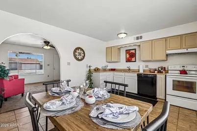 7109 W Ironwood Drive, Peoria, AZ 85345 - Photo 10