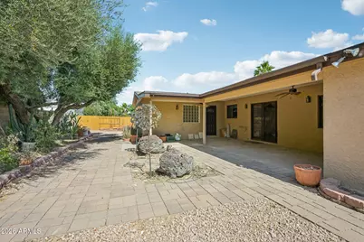 5040 E Shaw Butte Drive, Scottsdale, AZ 85254 - Photo 38