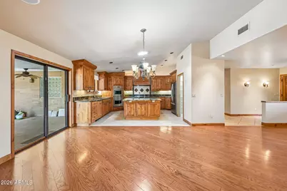 5040 E Shaw Butte Drive, Scottsdale, AZ 85254 - Photo 8