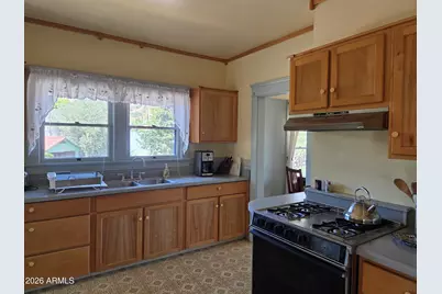 404 Roberts Avenue, Bisbee, AZ 85603 - Photo 8