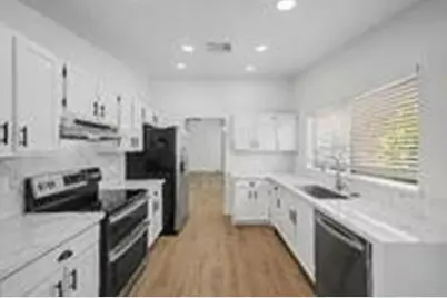 14234 N 26th Lane, Phoenix, AZ 85023 - Photo 10