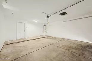 15940 W Crocus Dr, Surprise, AZ 85379 - Photo 32