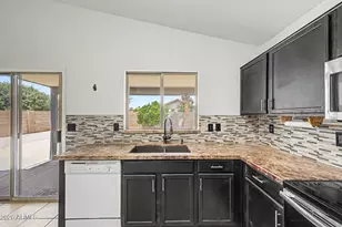 2488 W Sawtooth Way, San Tan Valley, AZ 85144 - Photo 14