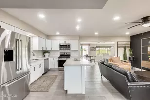 10801 W El Dorado Dr, Sun City, AZ 85351 - Photo 10