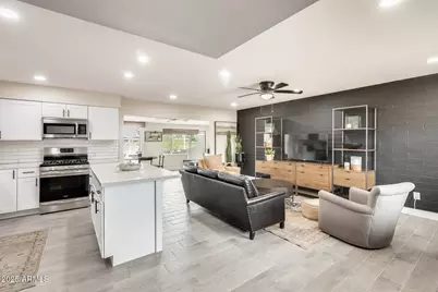 10801 W El Dorado Drive, Sun City, AZ 85351 - Photo 1