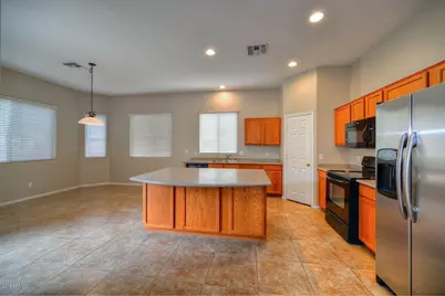 26237 N 74th Lane, Peoria, AZ 85383 - Photo 4