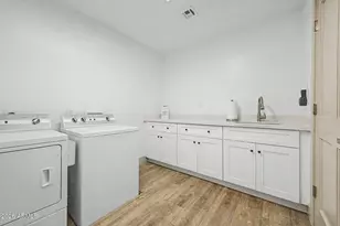 1241 N Nassau Cir, Mesa, AZ 85205 - Photo 40