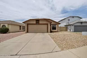 8962 N 64th Ln, Glendale, AZ 85302 - Photo 6
