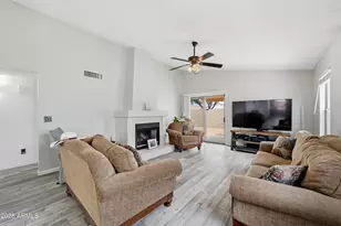 8962 N 64th Ln, Glendale, AZ 85302 - Photo 4