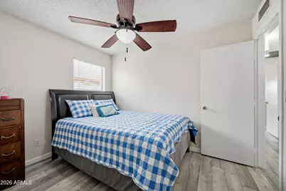 8962 N 64th Lane, Glendale, AZ 85302 - Photo 16